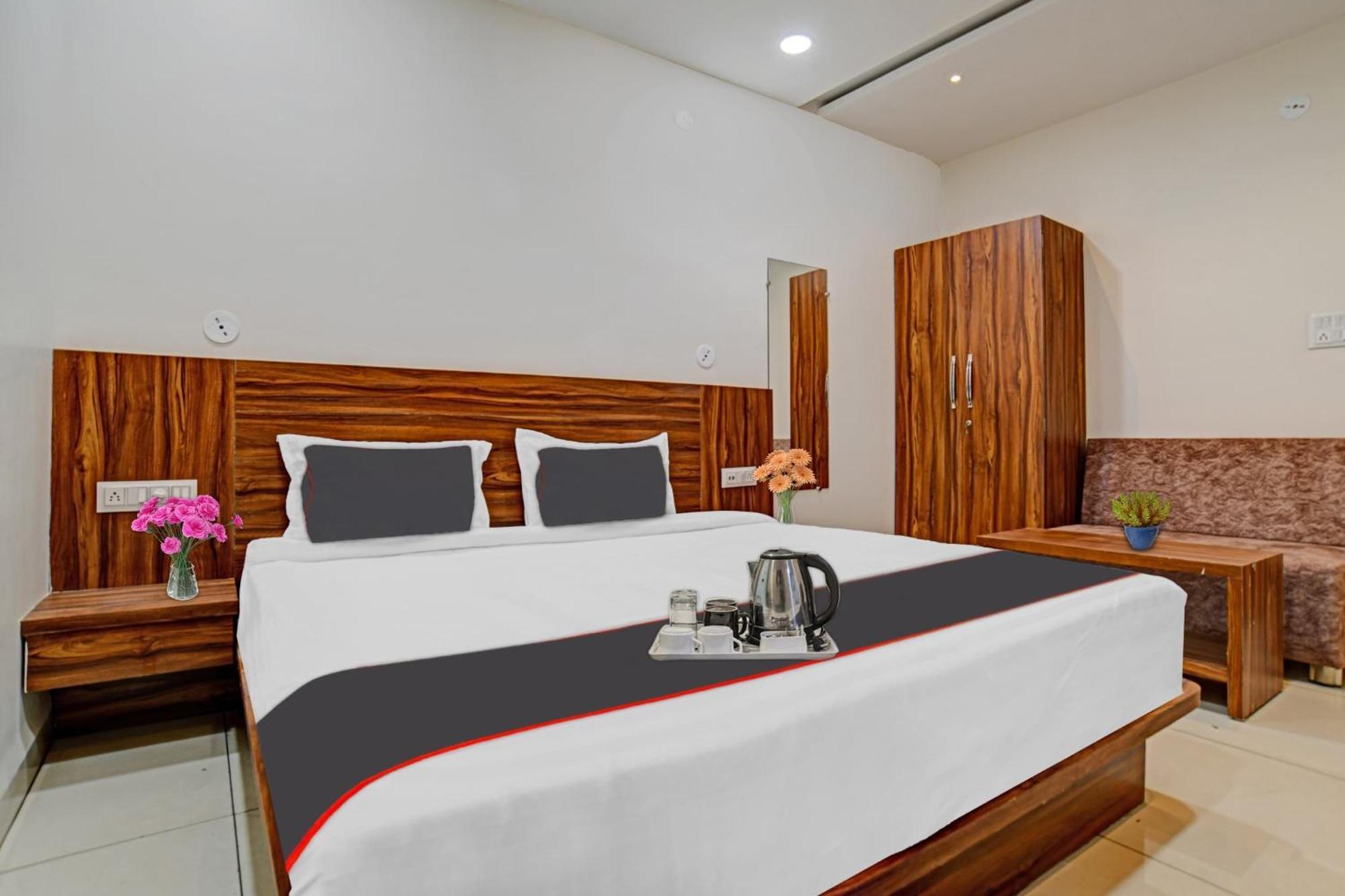 Hotel O Blue Sky Indore Exterior photo